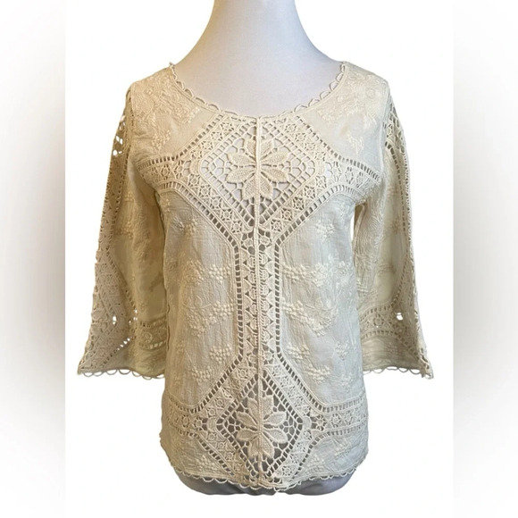 Coco & Jaimeson Ivory Embroidered Crocheted Sheer Top - Picture 3 of 6